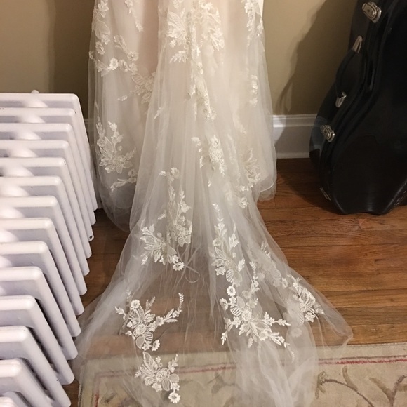 NWT Casa Blanca Wedding Gown - Picture 7 of 7